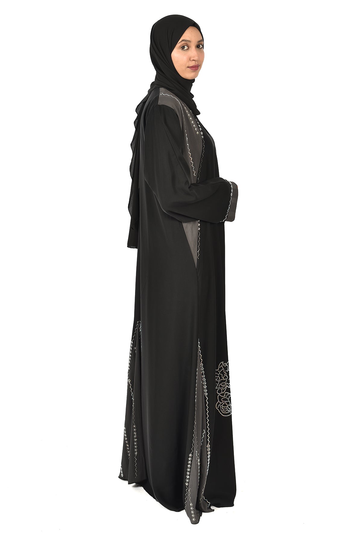 Luxury Black Abaya with Floral Embroidery & Sparkling Beads – Elegant Occasion Wear ( ladies abaya )