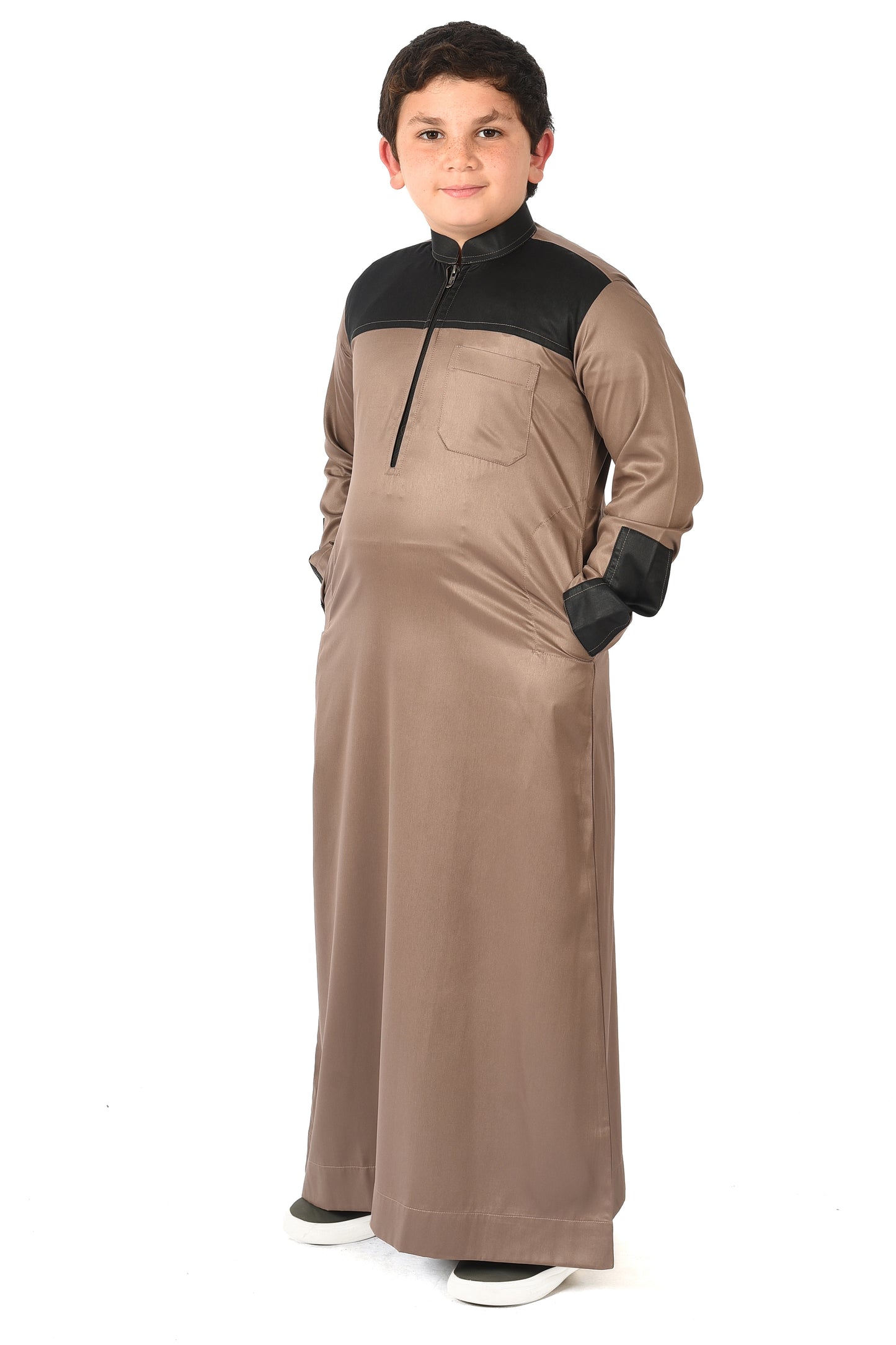 Markim kids sport thobe - brown with black stripe