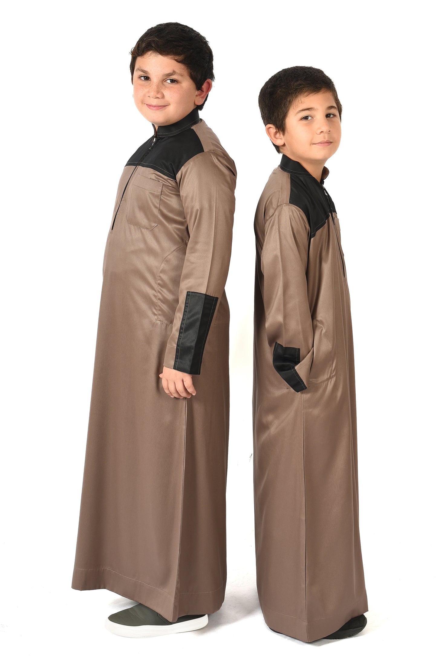 Markim kids sport thobe - brown with black stripe