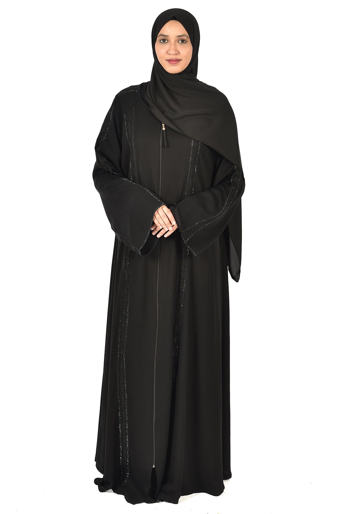 Black Abaya with Zipper & Subtle Embroidery – Elegant Everyday Look ( ladies abaya )