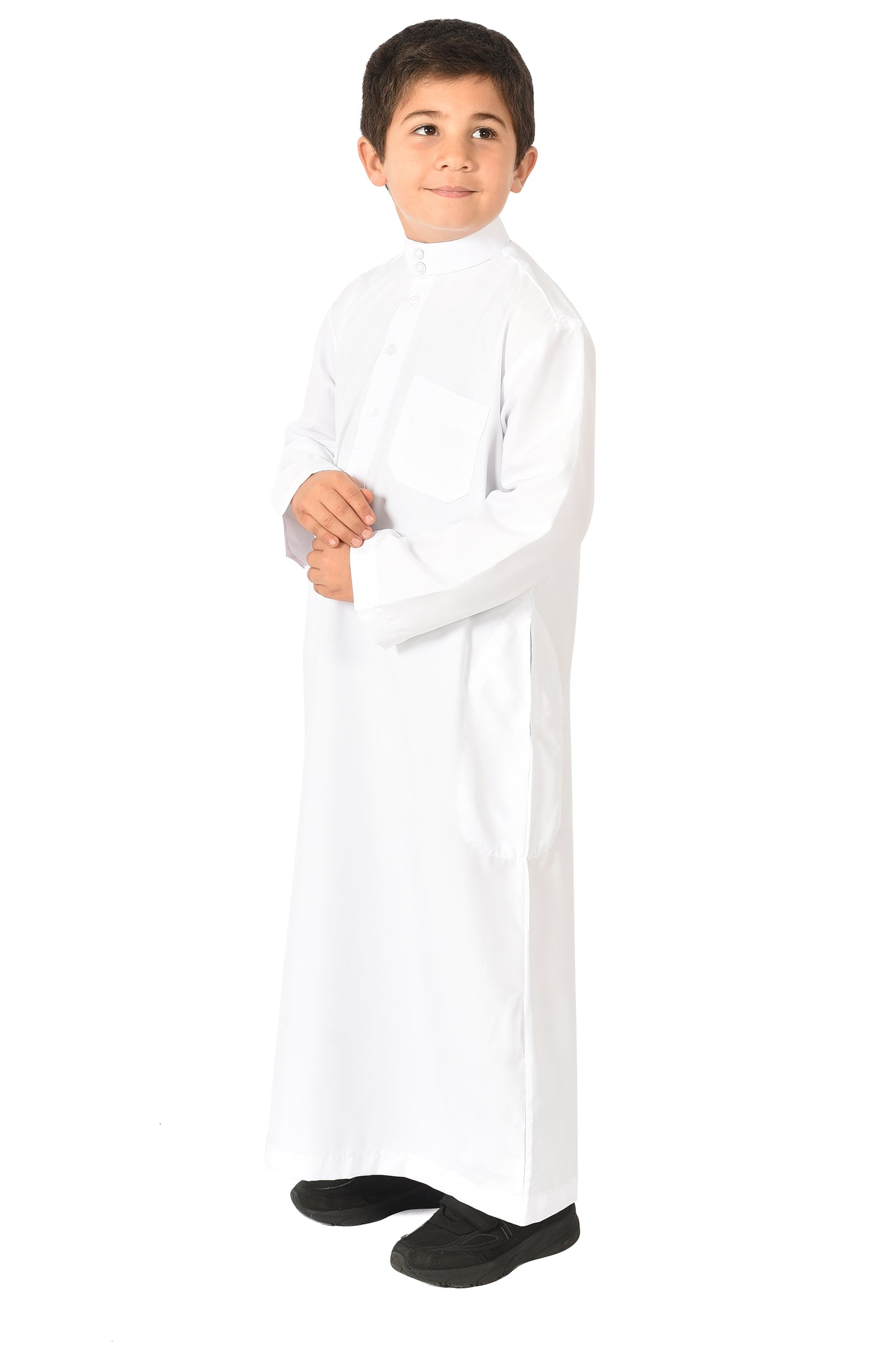 Boys’ White Thobe – Elegant and Comfortable for Everyday Wear and Occasions