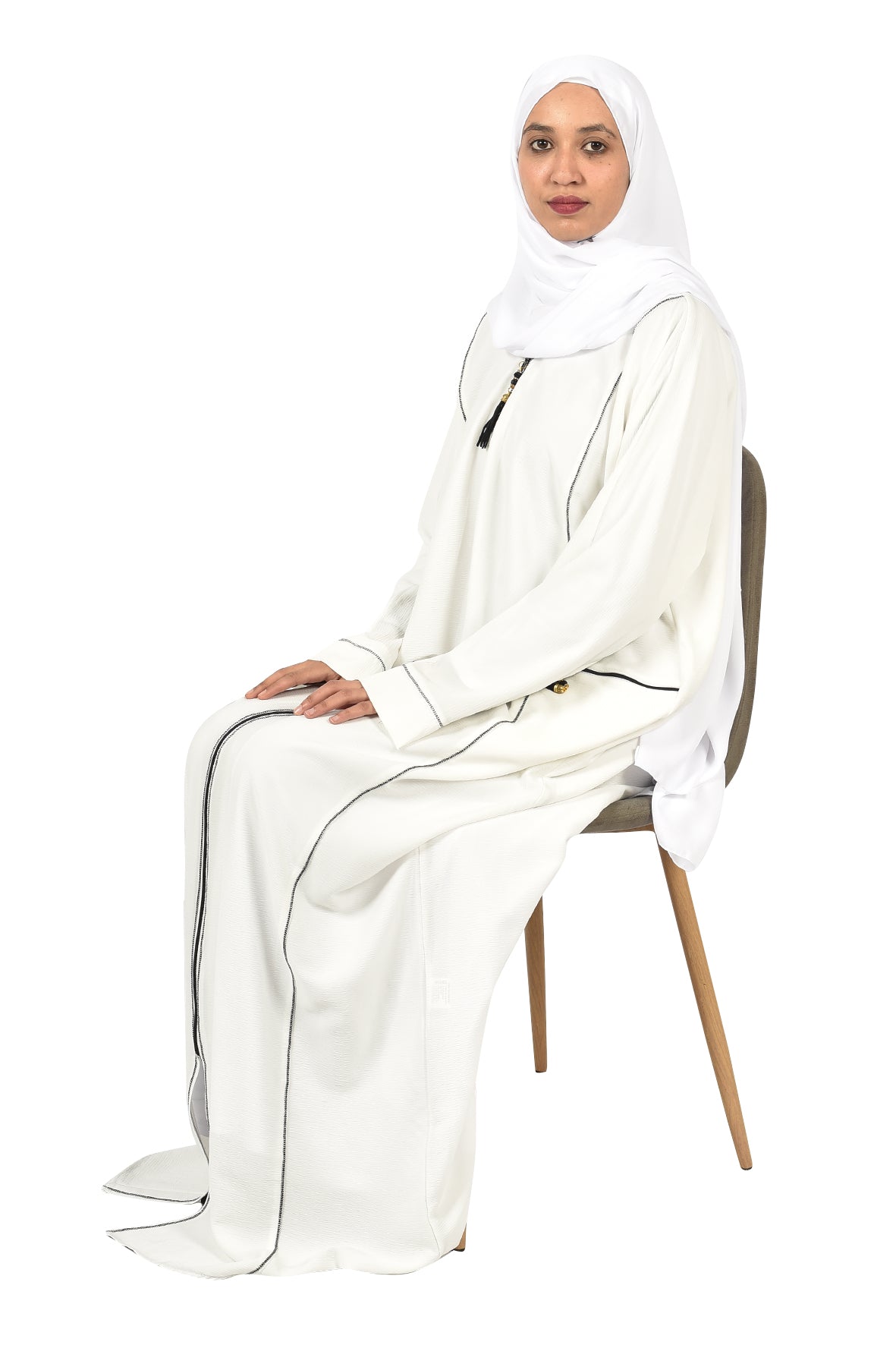 Elegant Women's Abaya with Front Zipper and Stylish Embroidery Details (ladies abaya )