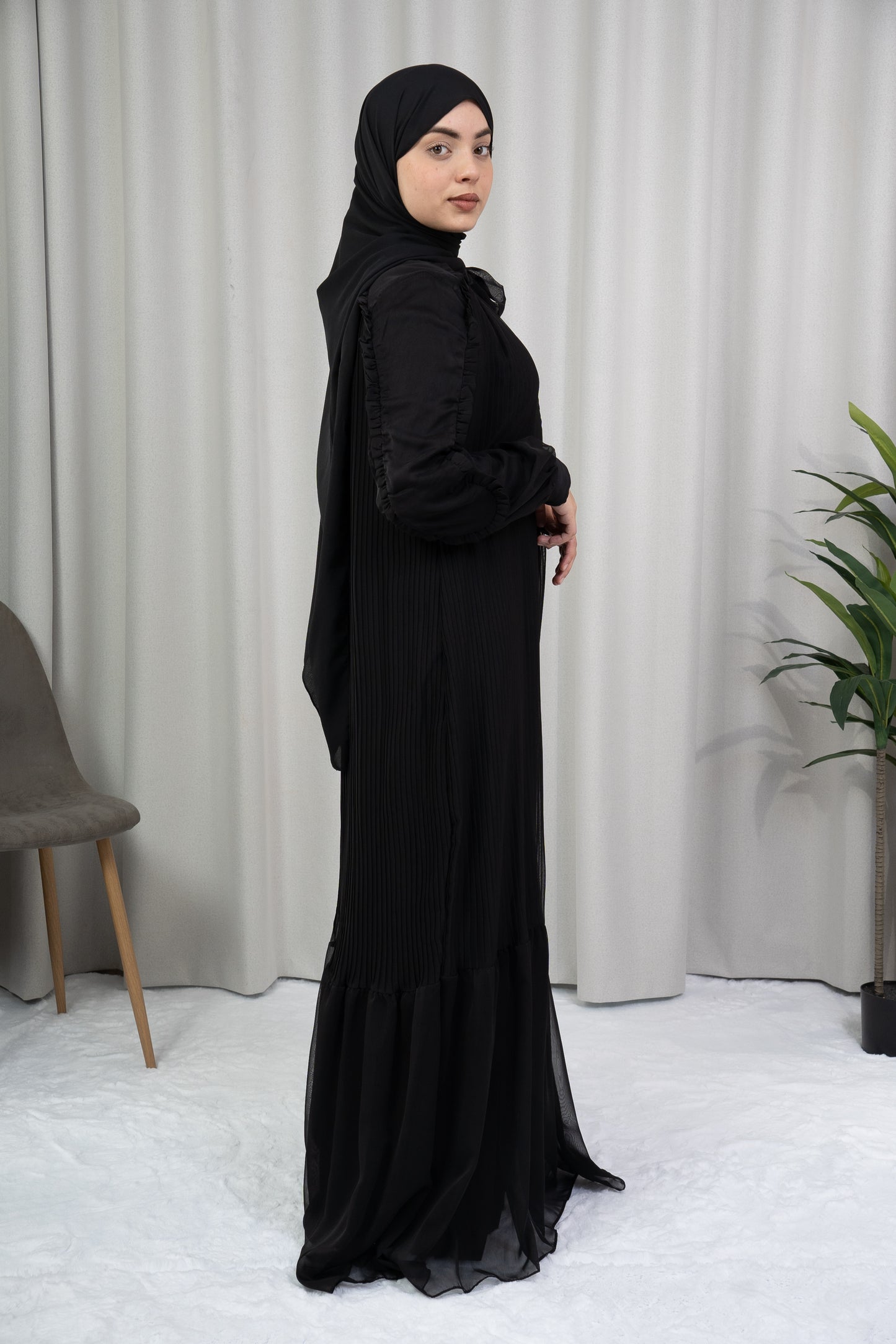 Dmn pleat black onyx