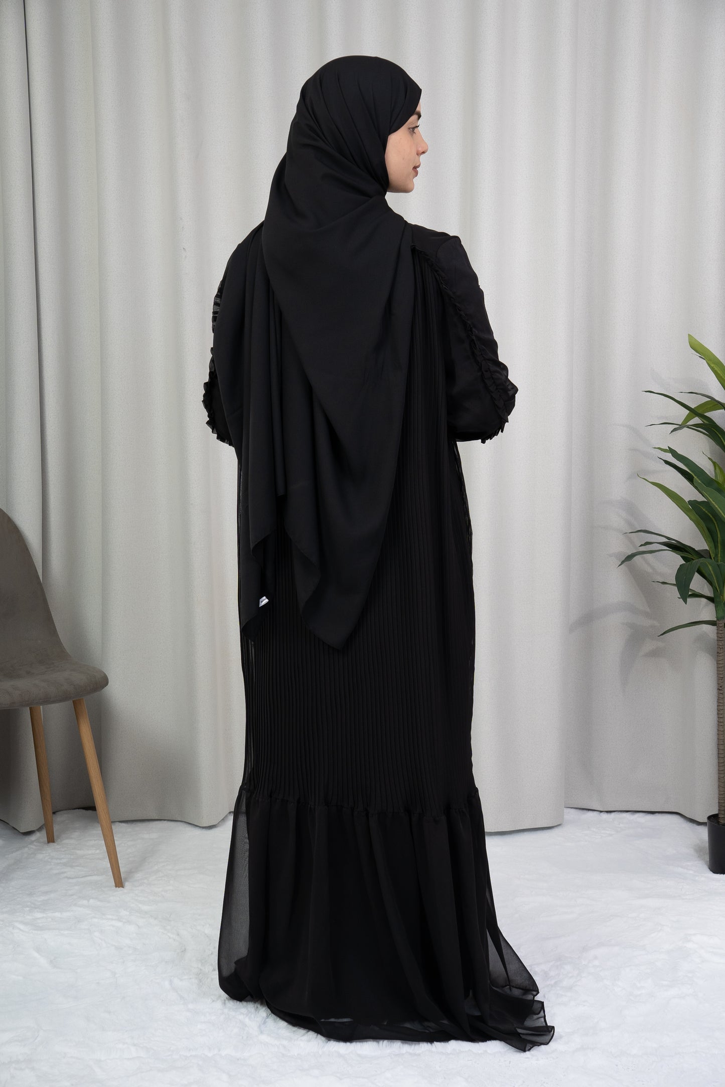 Dmn pleat black onyx