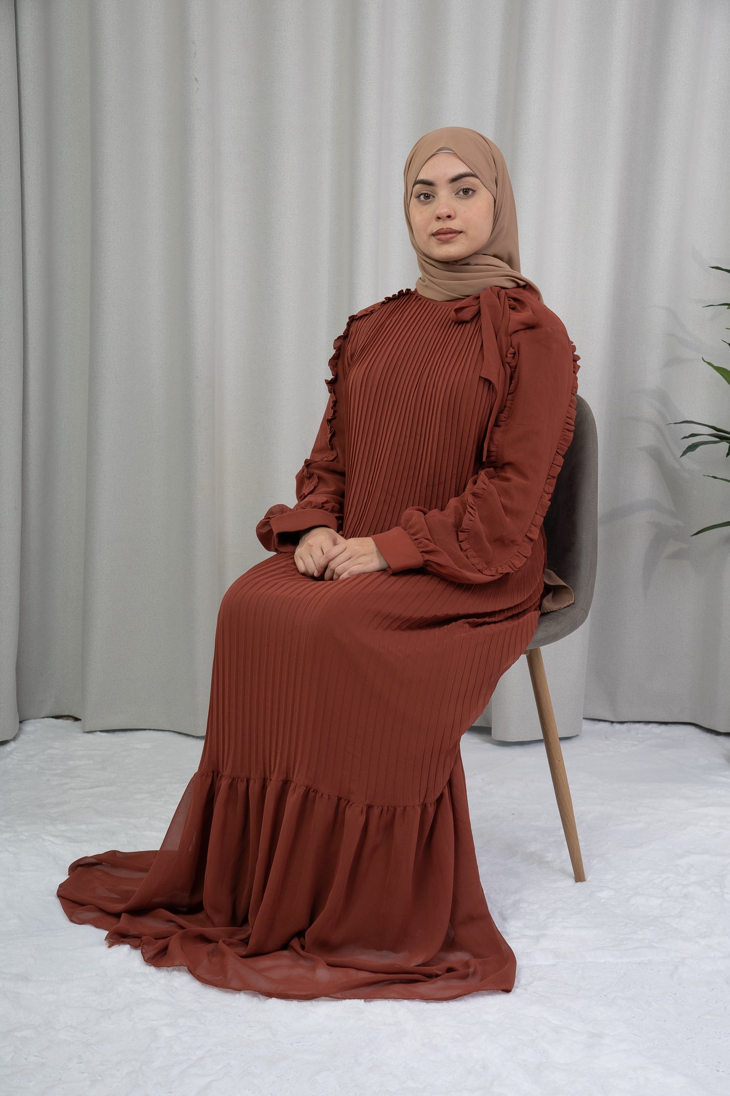 Dmn pleat cambridge brown