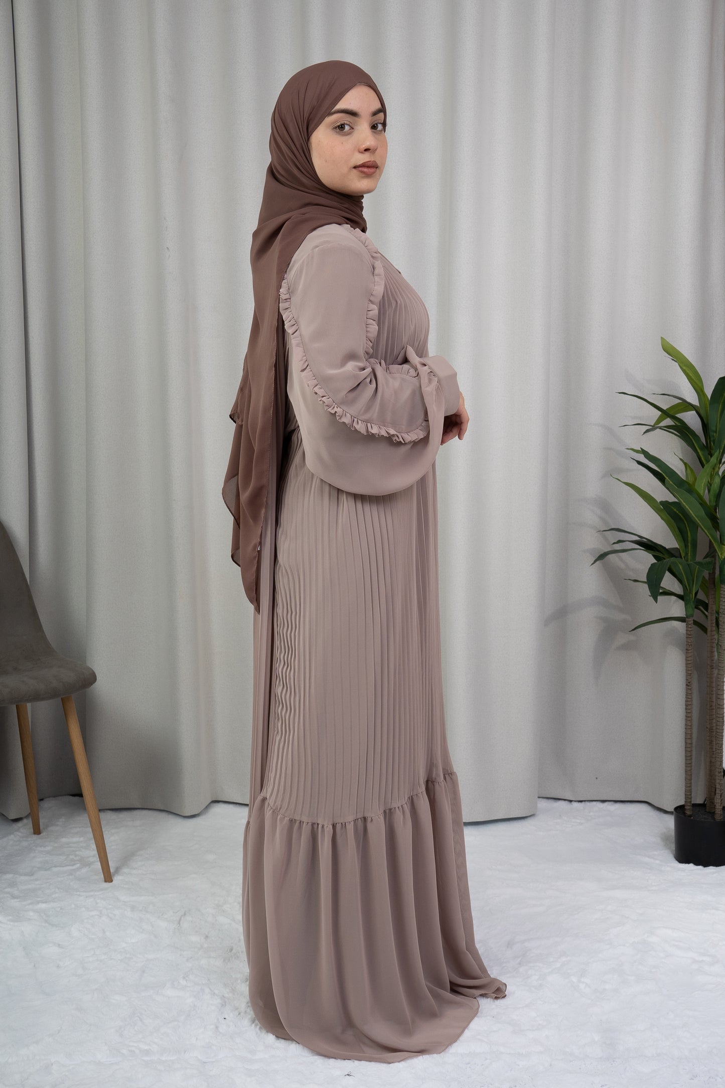 Dmn pleat cinder