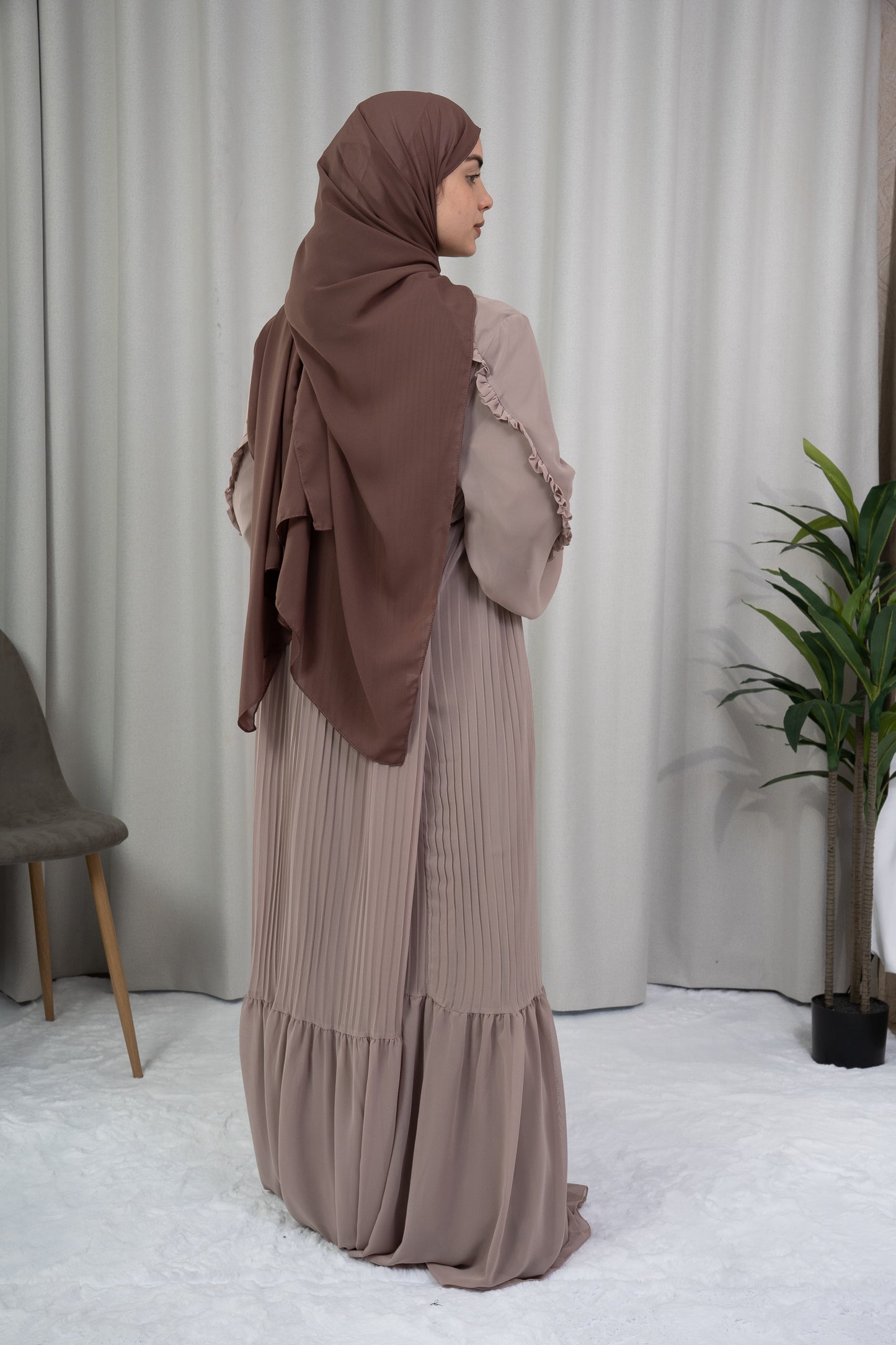 Dmn pleat cinder