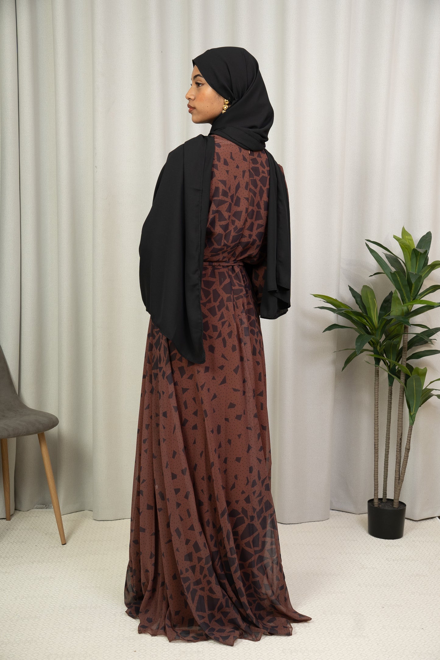 Dmn chiffon diamond brown stone