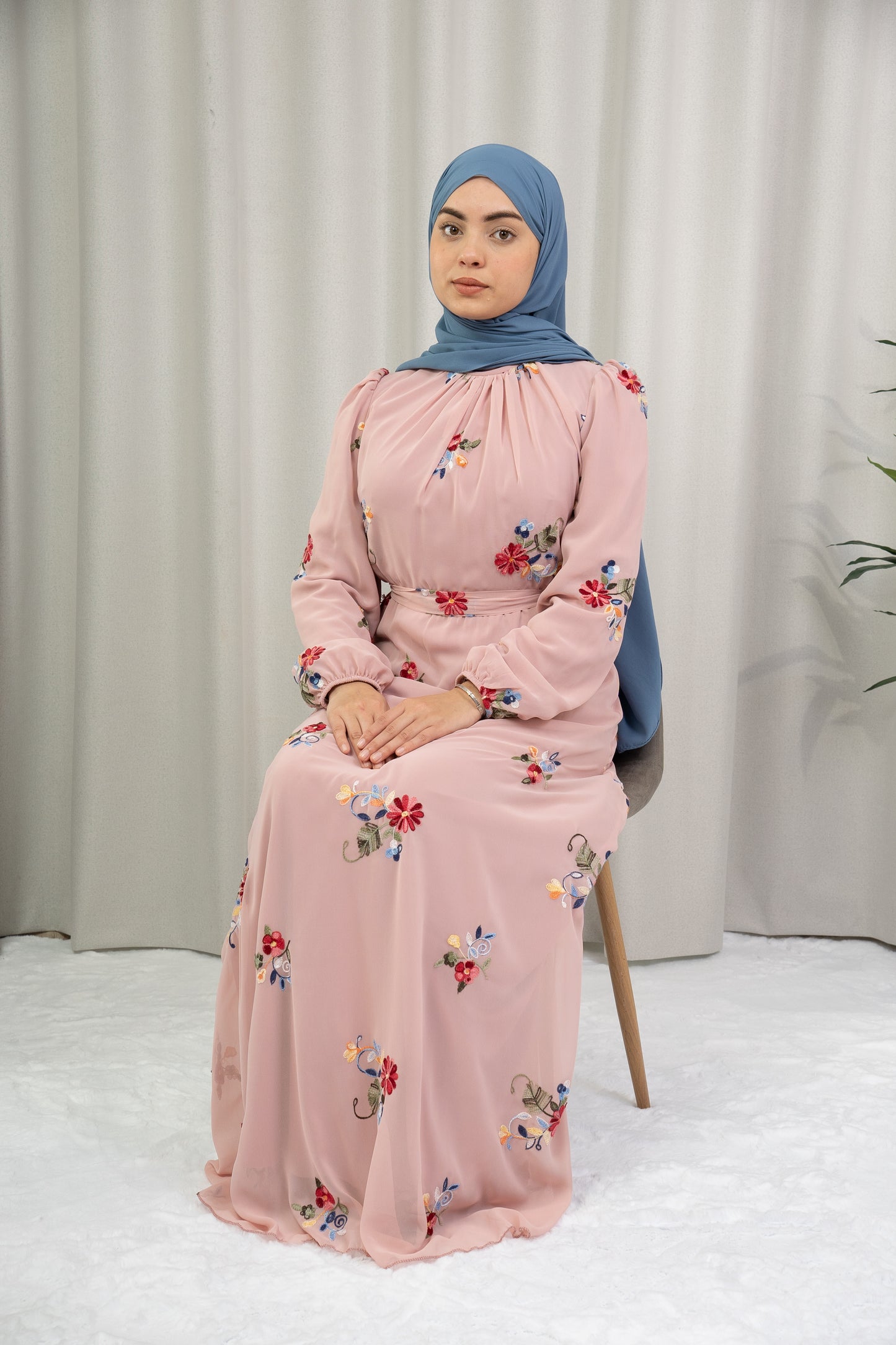 Dmn stitched flower wood rose