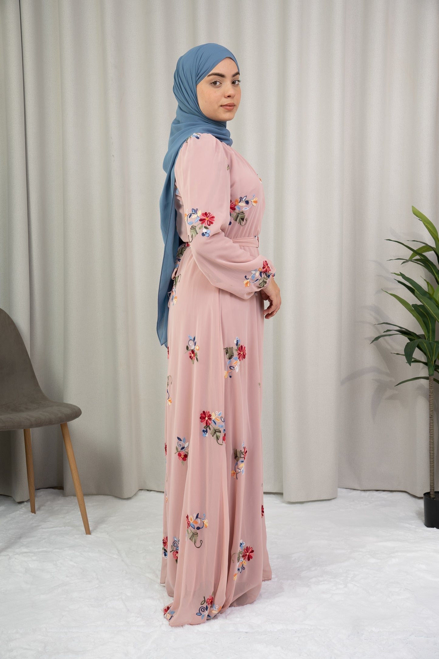 Dmn stitched flower wood rose