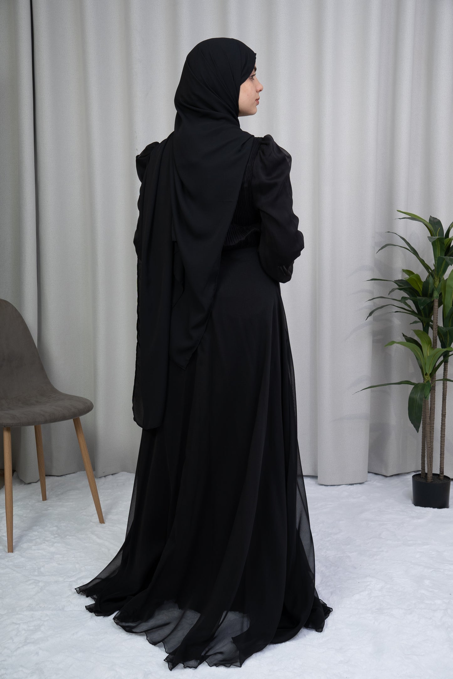 Dmn ruffle black onyx