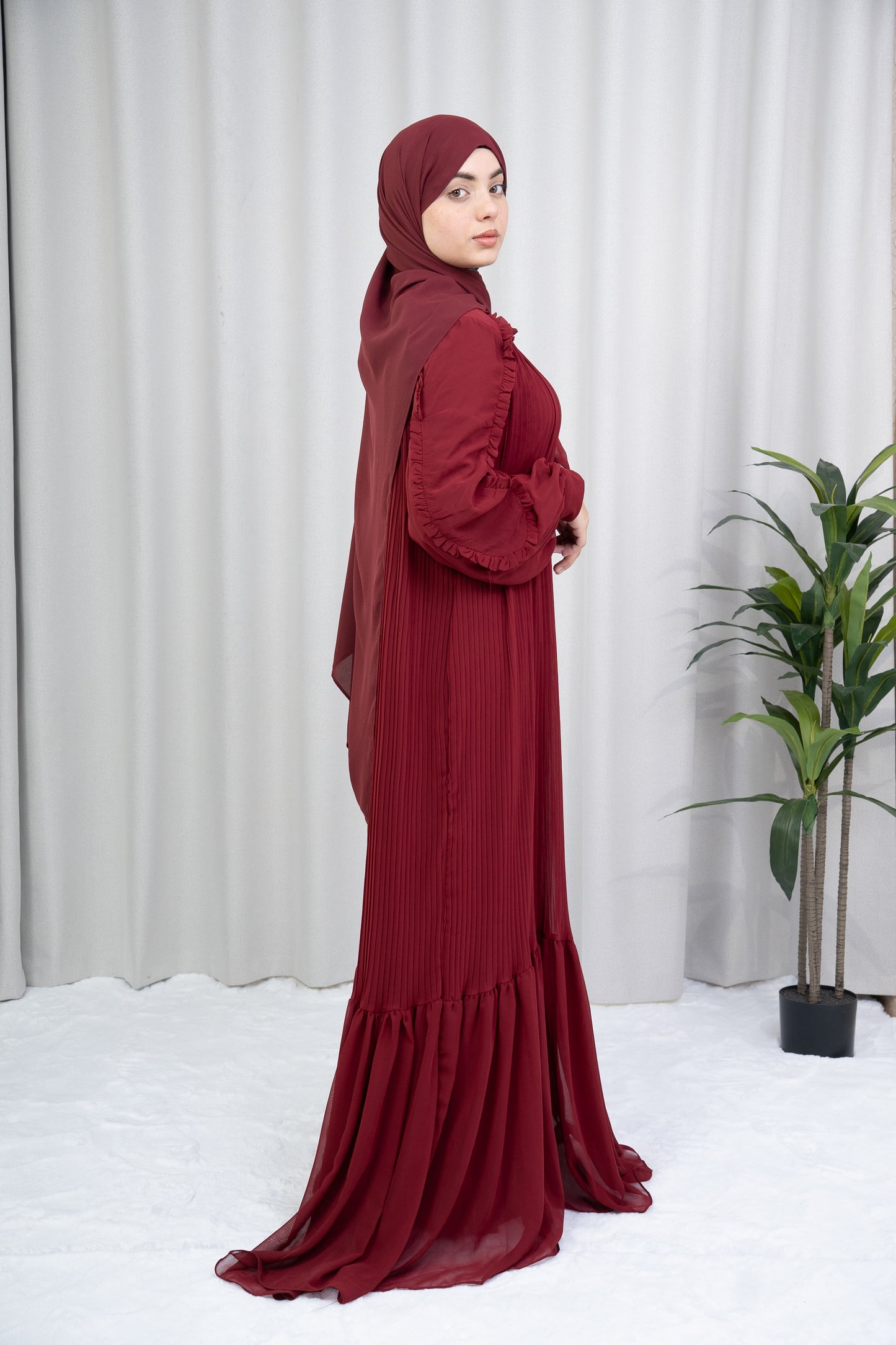 Dmn pleat cabernet