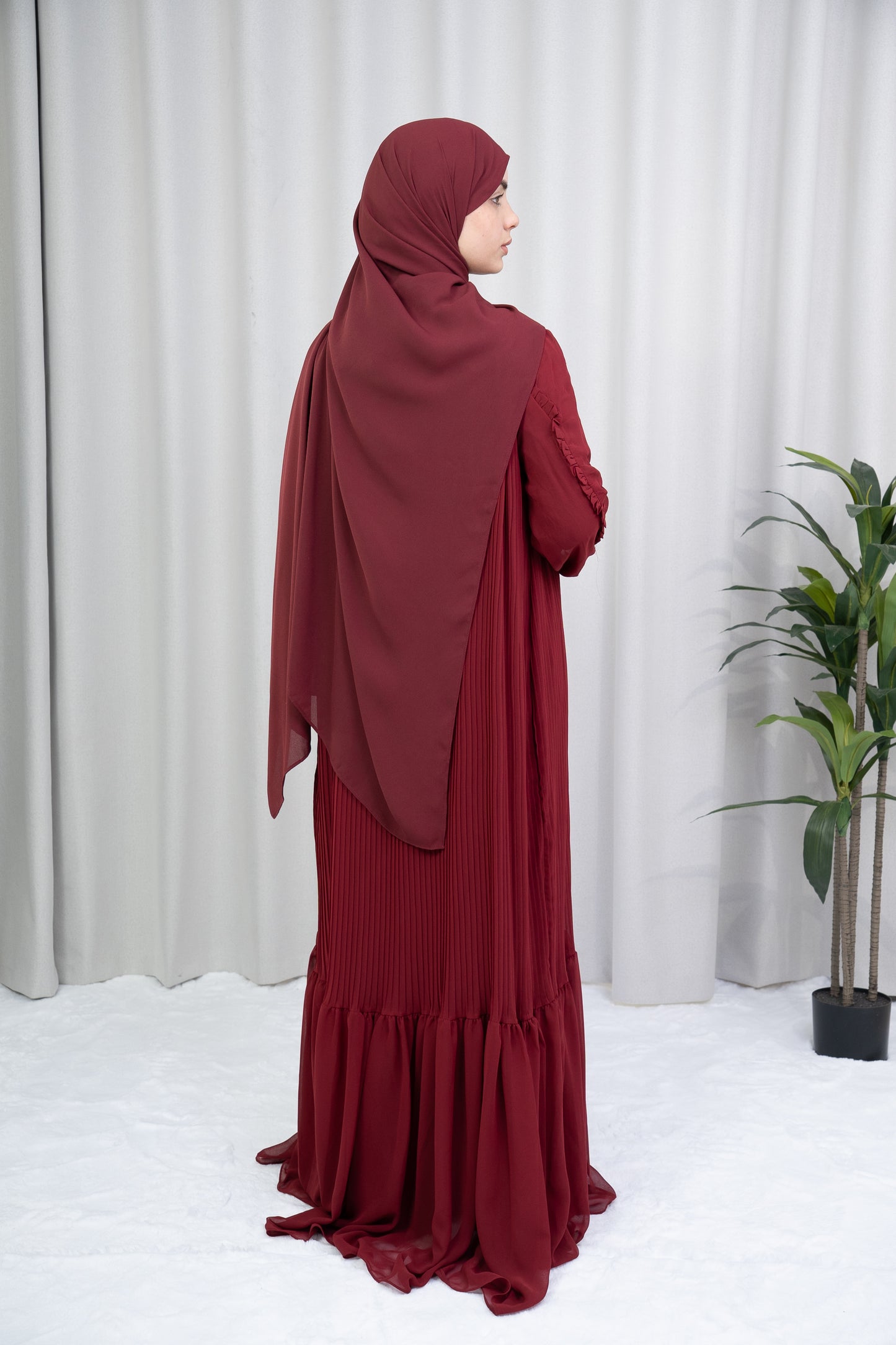 Dmn pleat cabernet