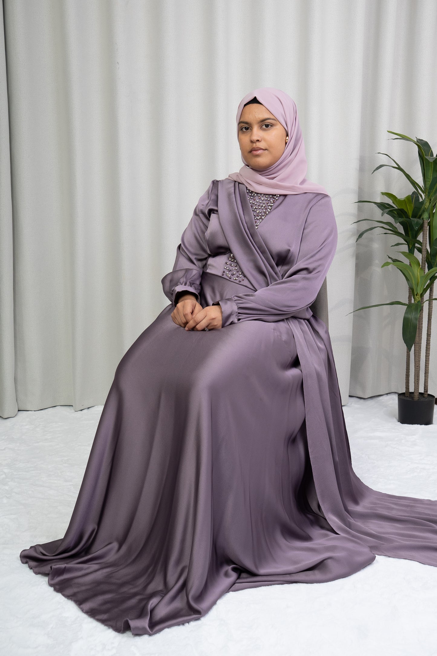 Dmn draped montana grape