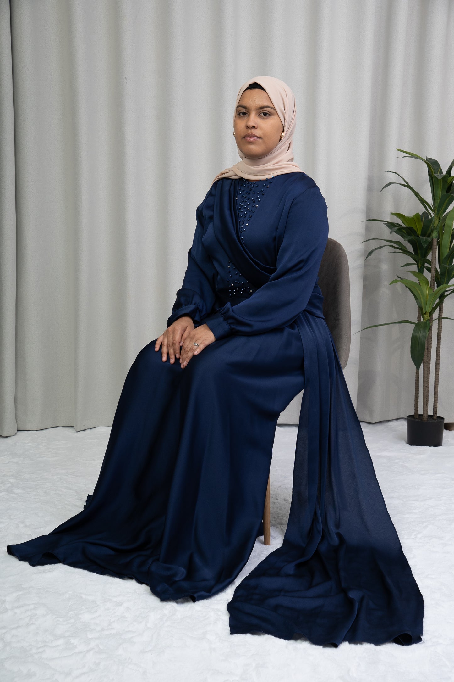 Dmn draped rhodonite