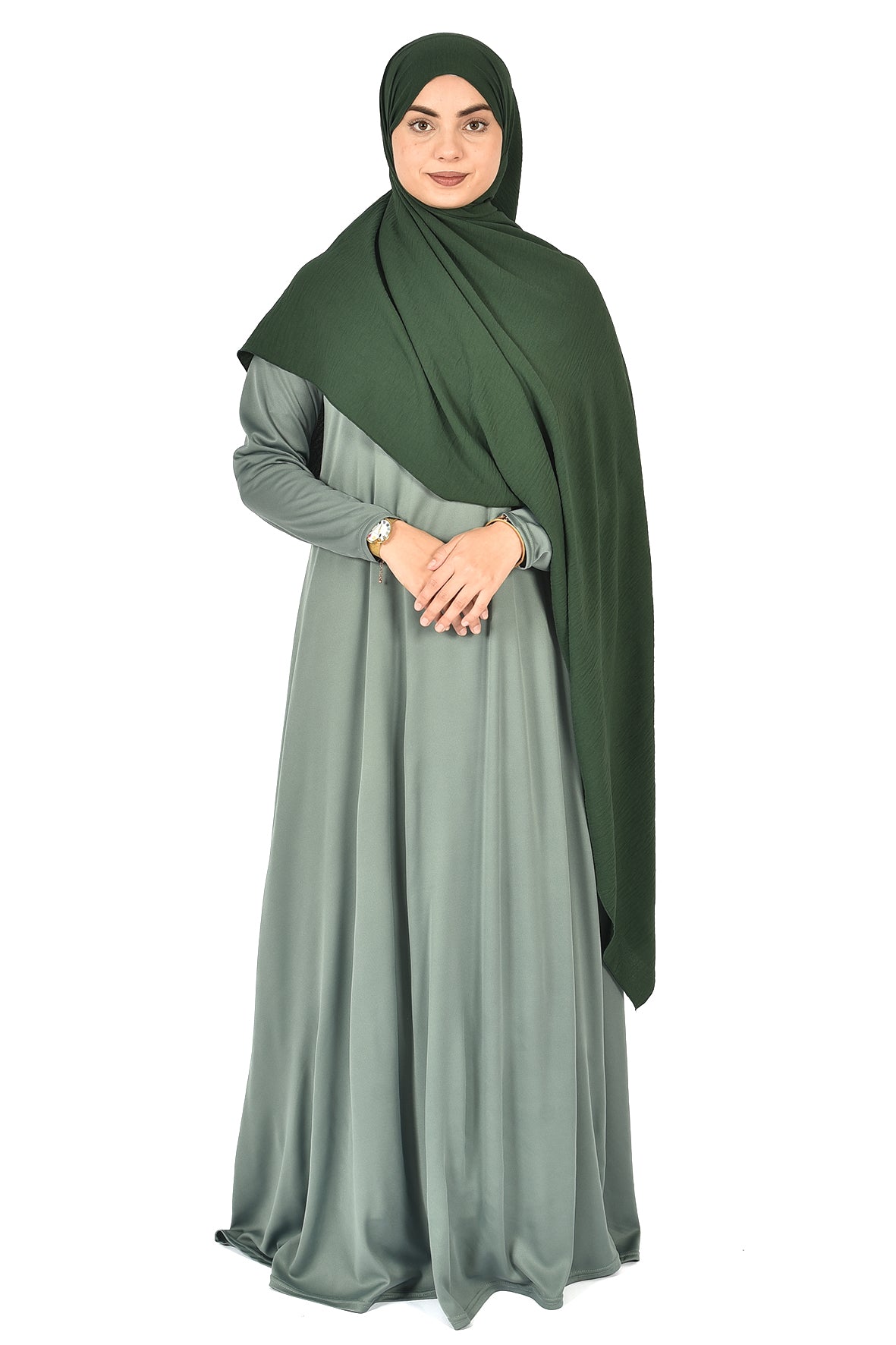 Elegant Green Abaya – Flowy Design & Subtle Charm ( ladies aline trilobal )