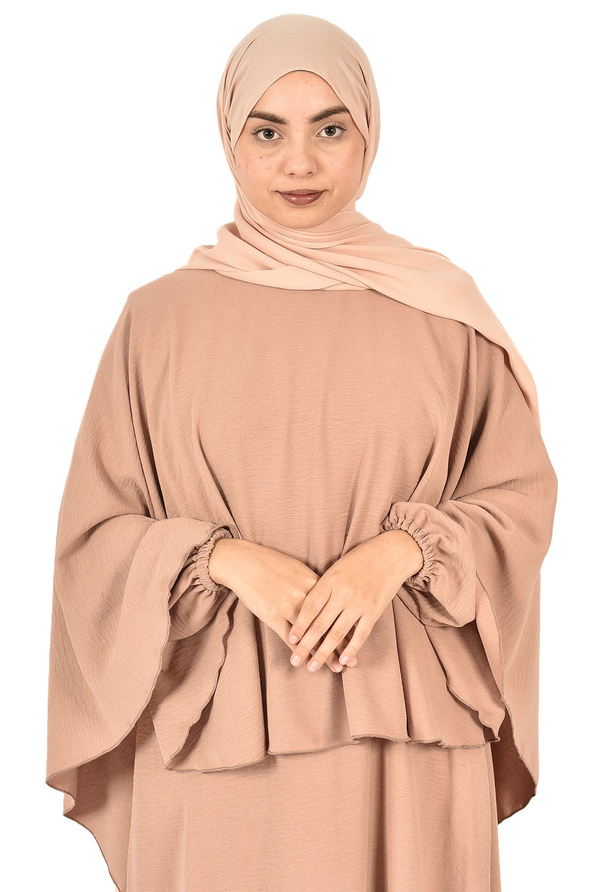 Elegant Two-Piece Loose-Fit Dress in Soft Beige with a Modern Design for Everyday Wear and Special Occasions