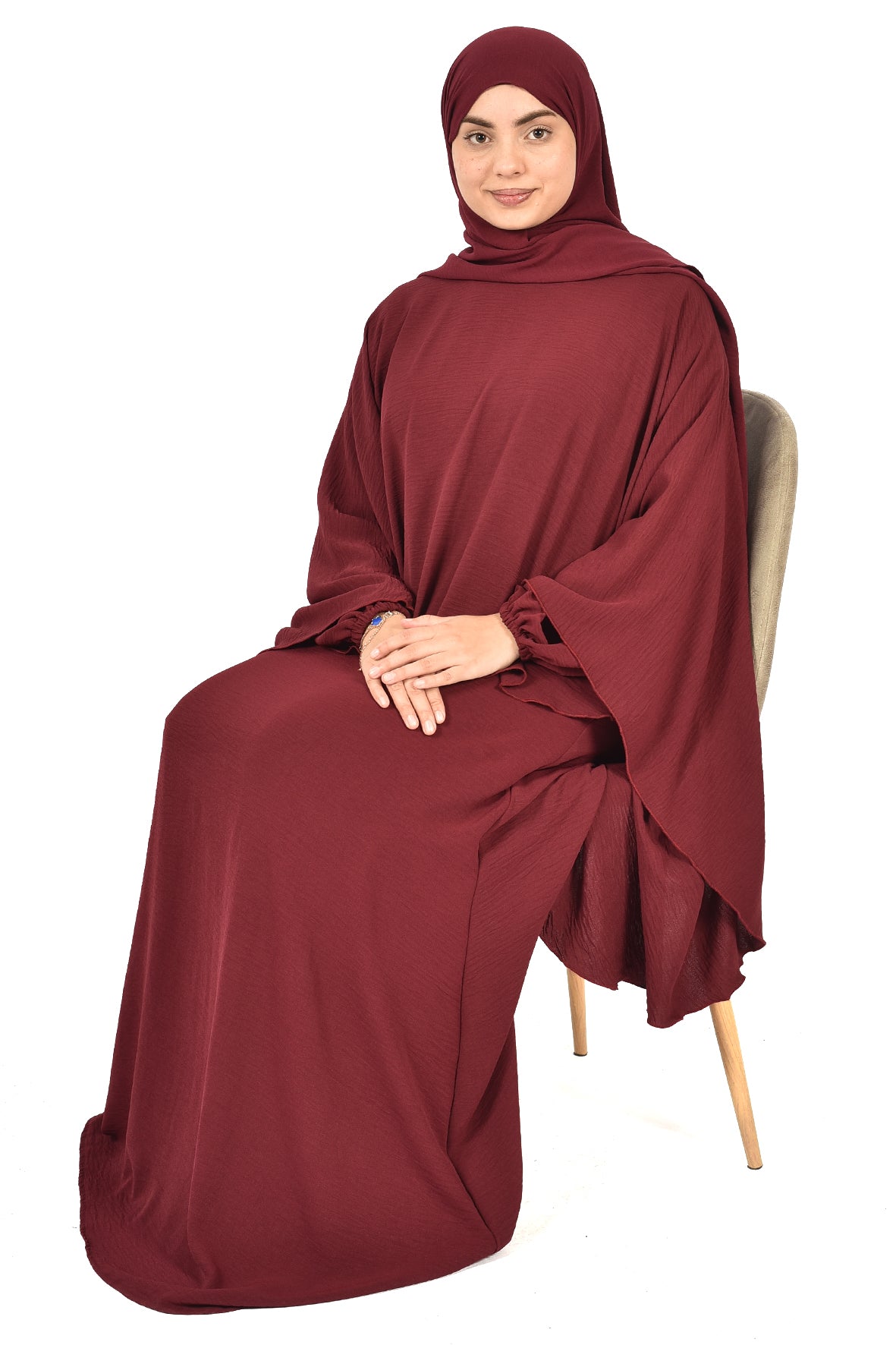 Elegant Two-Piece Loose-Fit Dress in Soft red with a Modern and Comfortable Design for Daily Wear and Special Occasions