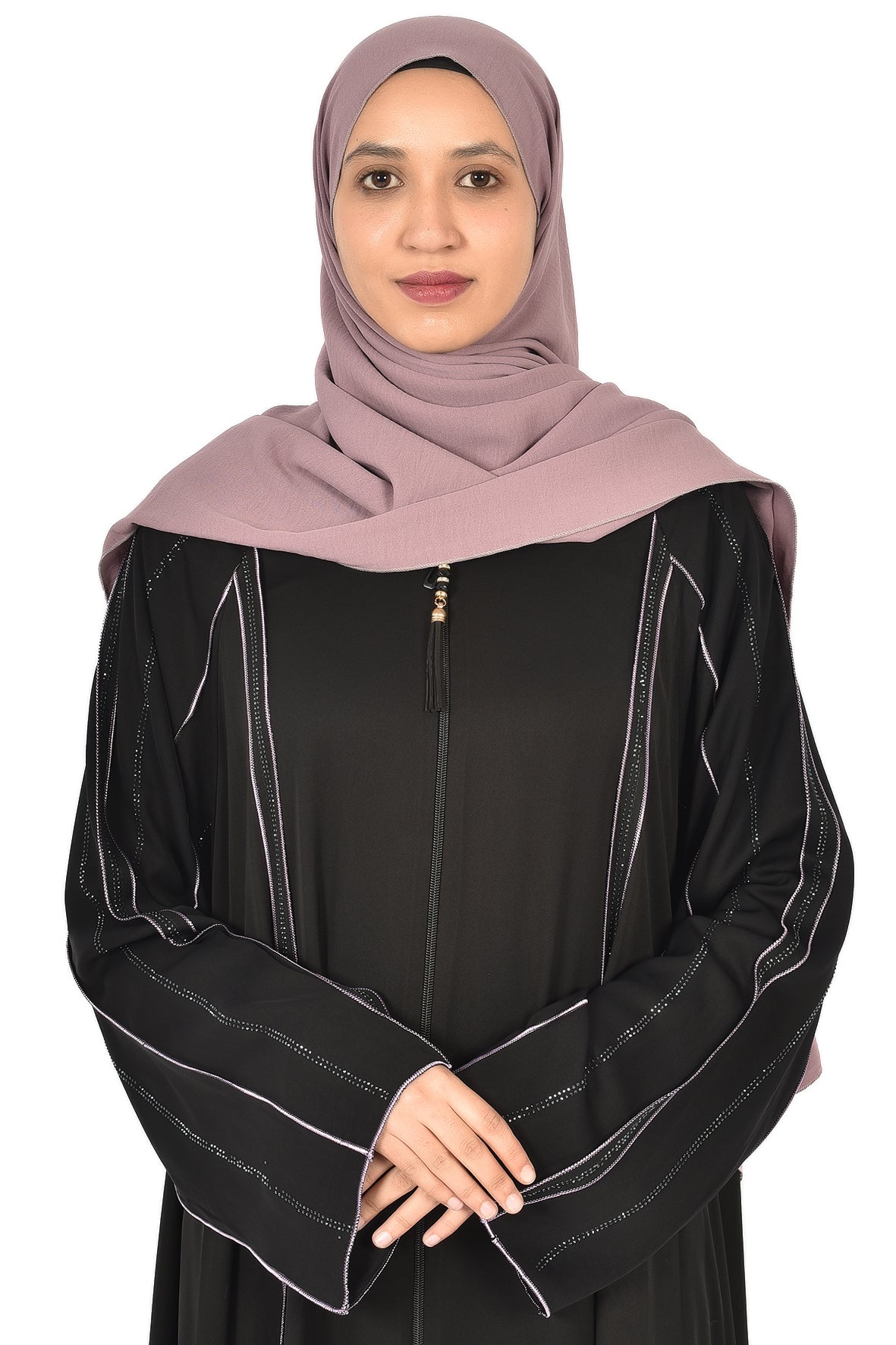 Black Abaya with Shimmering Embroidered Lines ( ladies abaya )