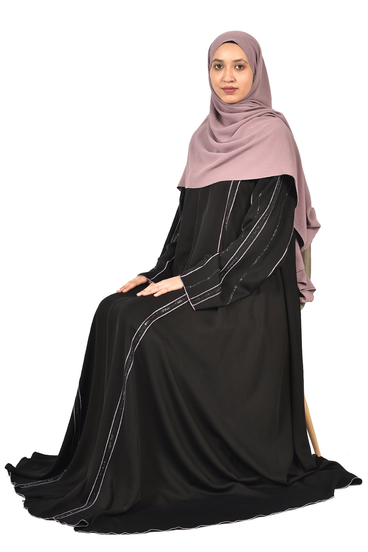Black Abaya with Shimmering Embroidered Lines ( ladies abaya )