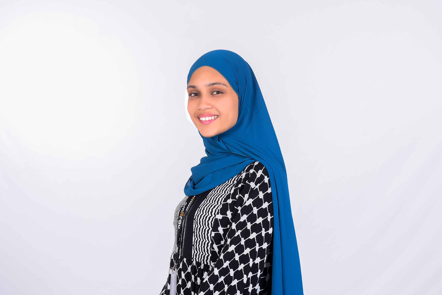 Amiiraa Premium Chiffon Head Scarf (Hijab) Multiple Colors