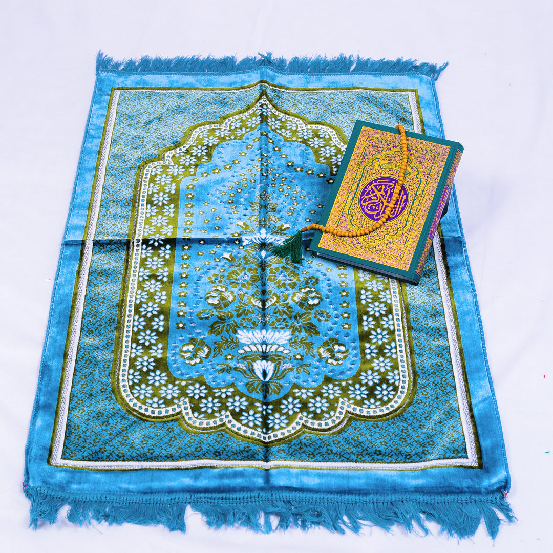 Light & Soft Islamic Prayer Mat For Muslim