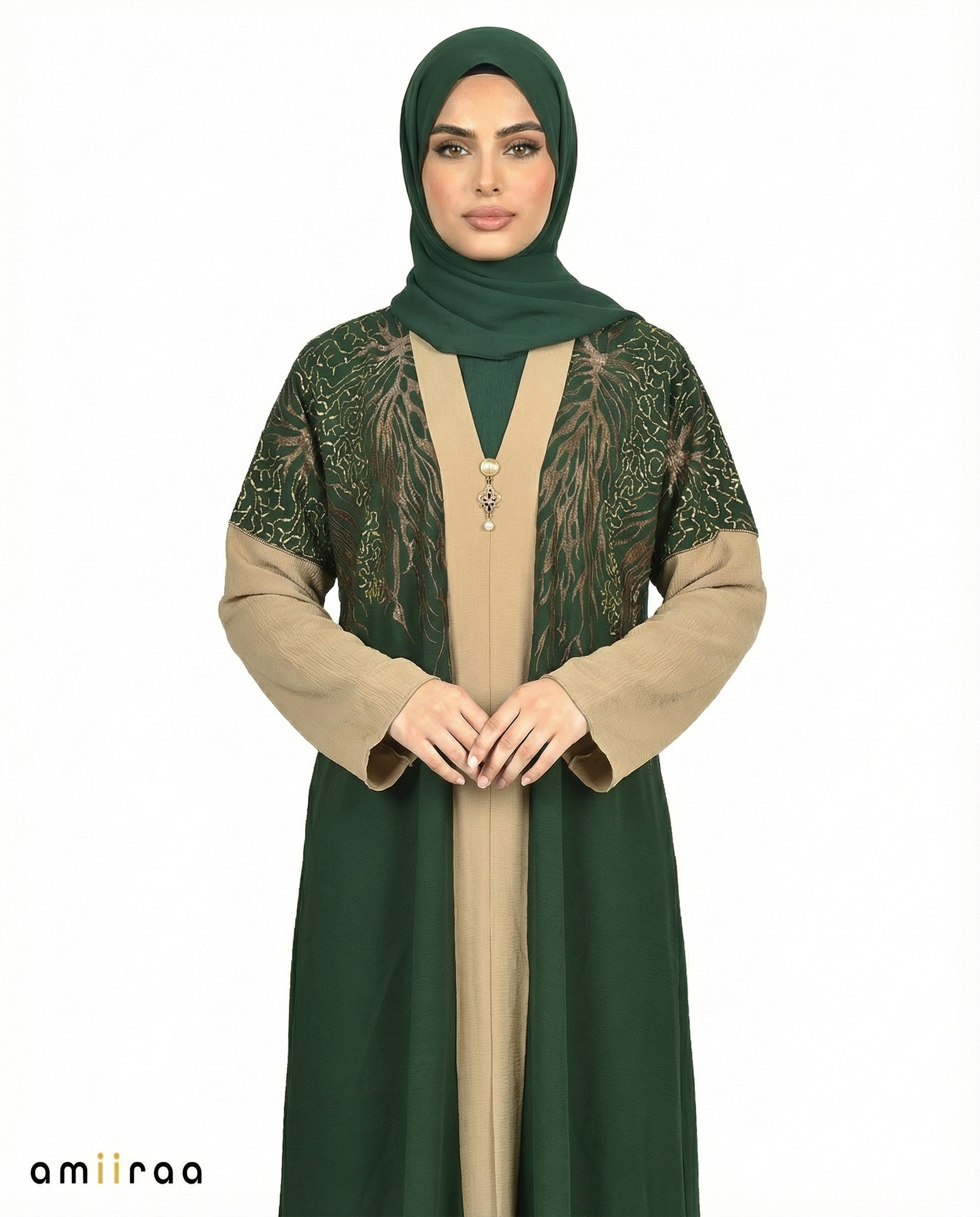 Ponderosa Pine Detailed Elegant Embroidered Abaya