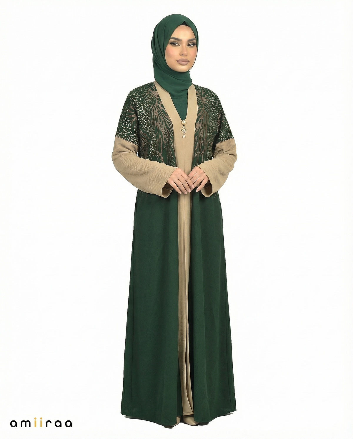 Ponderosa Pine Detailed Elegant Embroidered Abaya
