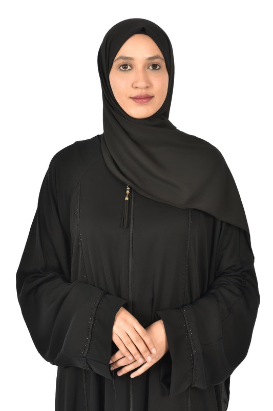 Elegant Black Abaya with Front Zipper and Subtle Detailing – Classic Meets Modern ( ladies abaya )