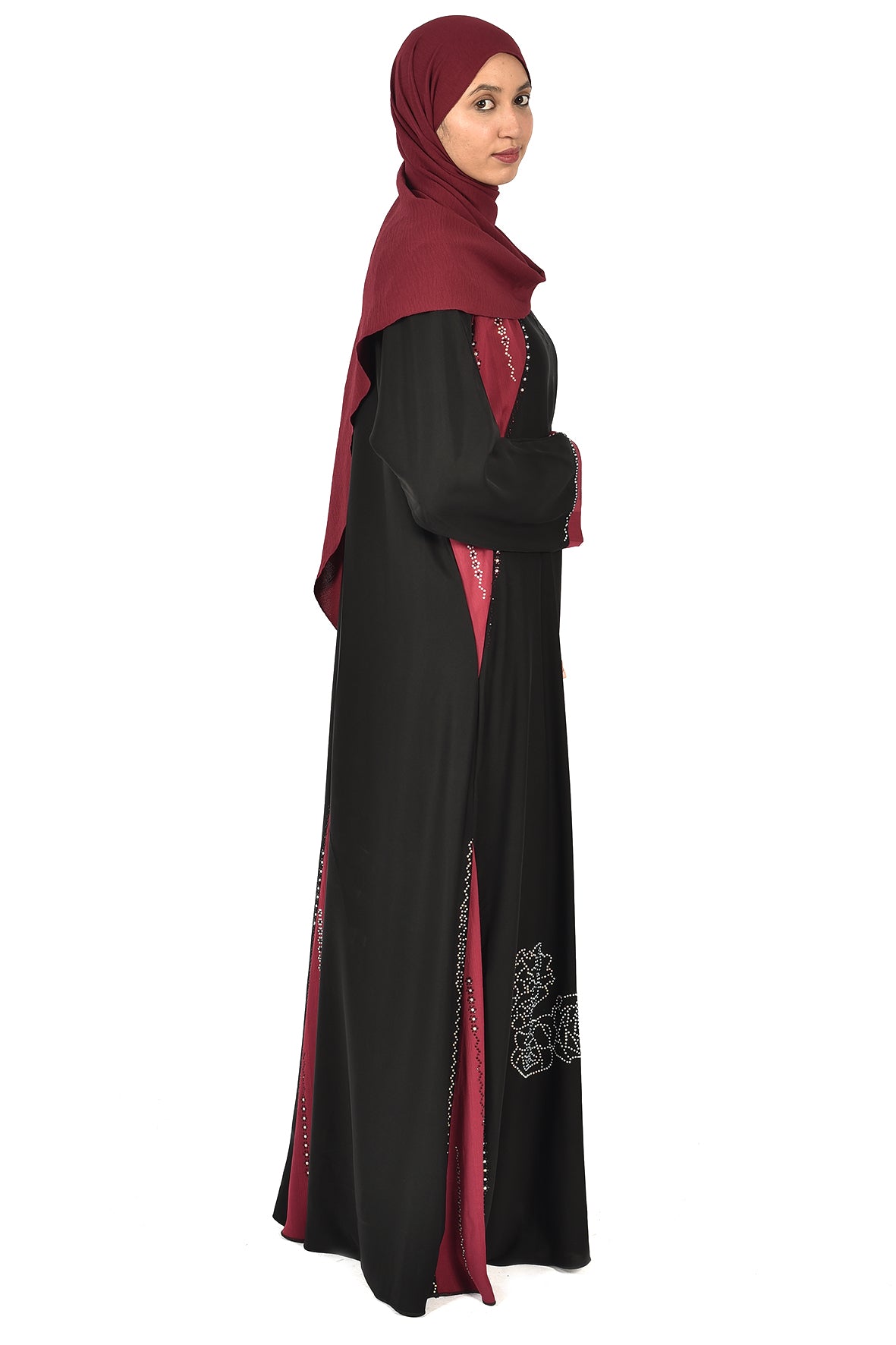 Black Abaya with Burgundy Accents and Elegant Embroidery – Sophisticated Modern Look (ladies abaya)