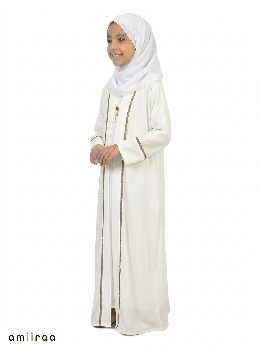 Billowing Sail Saudi Abaya with Gold Trim Detailing