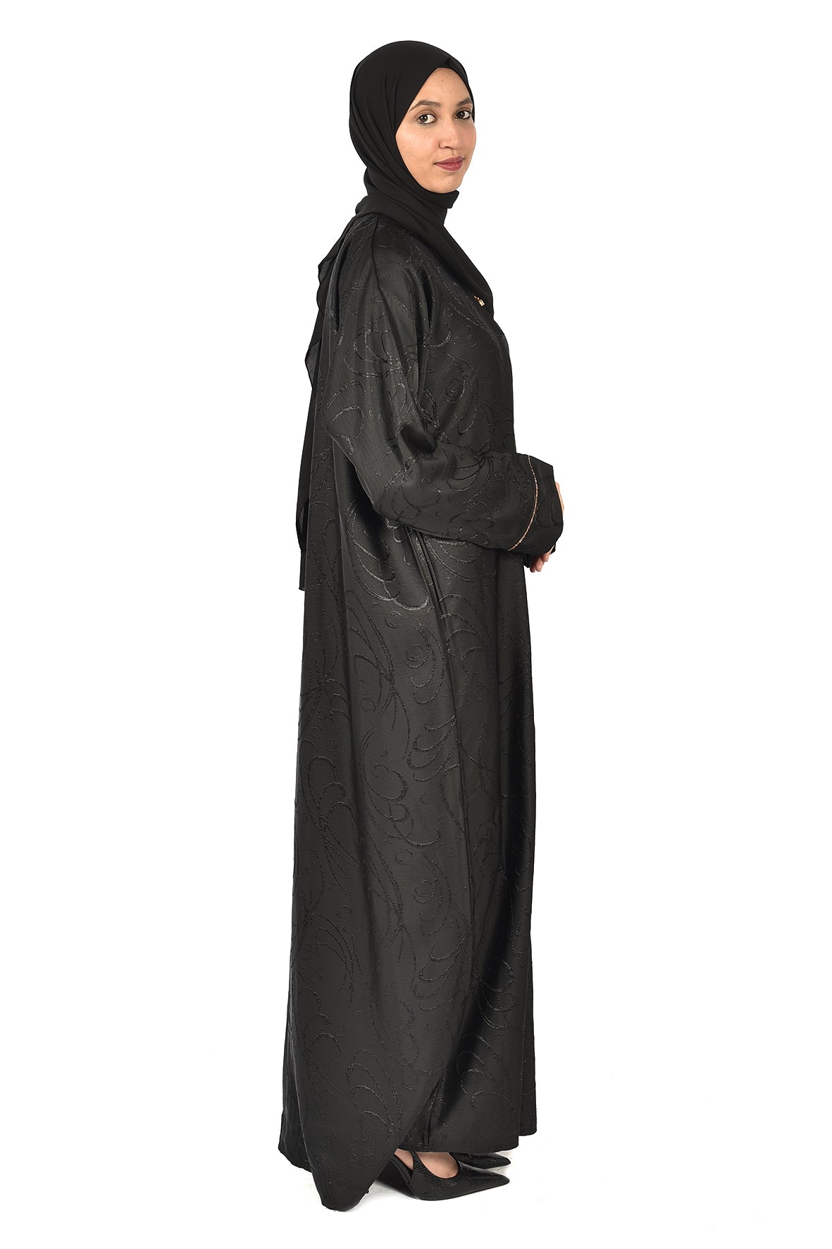 Elegant Black Abaya with Subtle Pattern (ladies abaya )