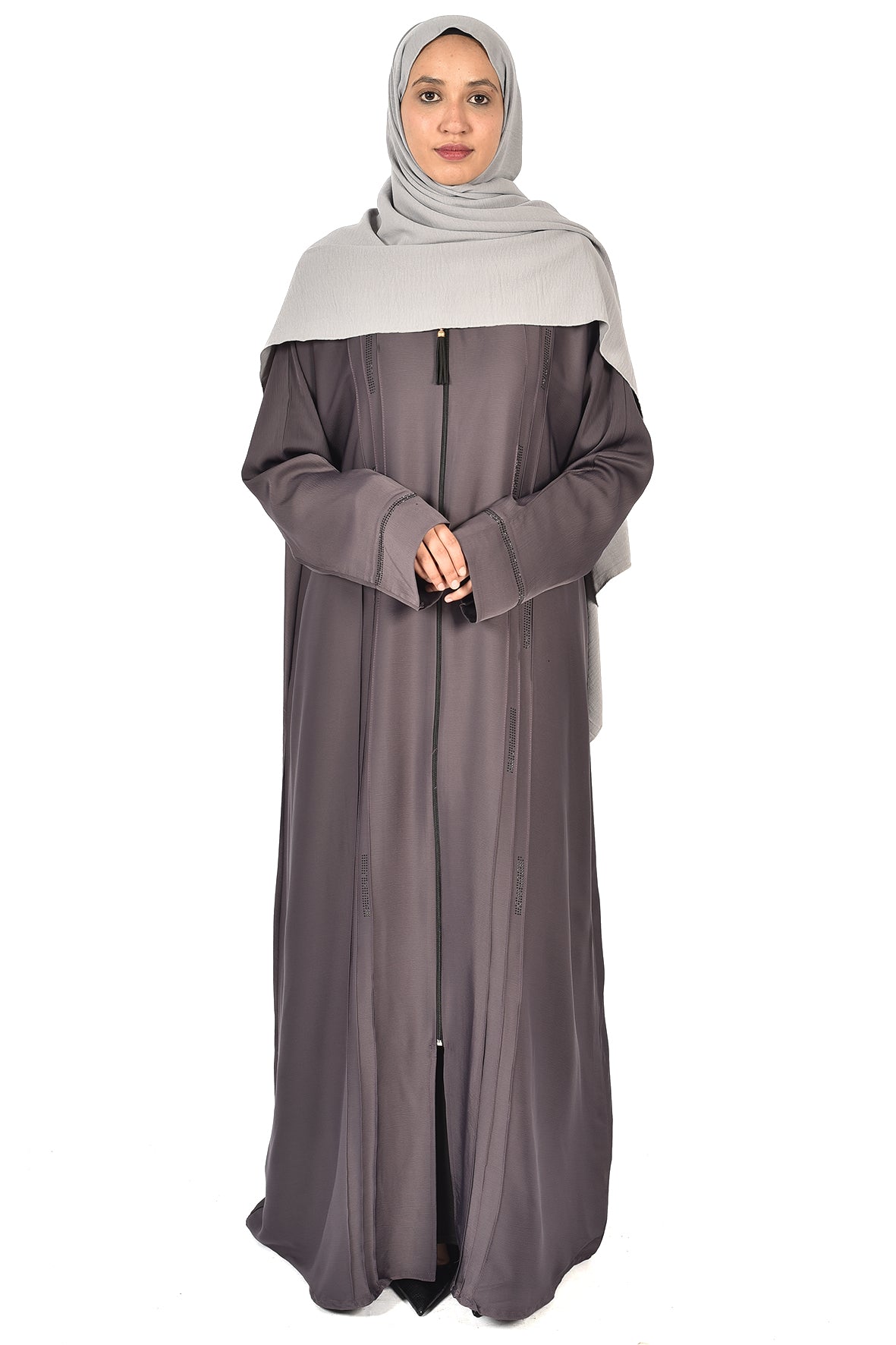 Grey Abaya with Subtle Details & Front Zipper – Elegant Everyday Look ( ladies abaya )