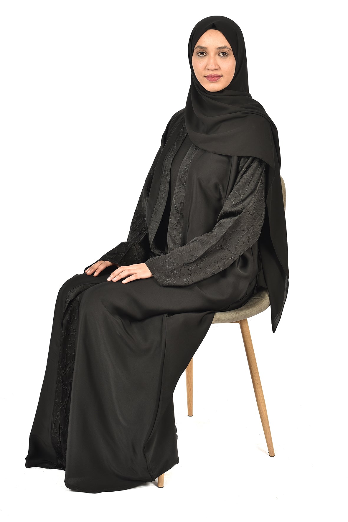 Classic Black Abaya with Subtle Embroidery on Sleeves and Edges – Everyday Elegance (ladies abaya )