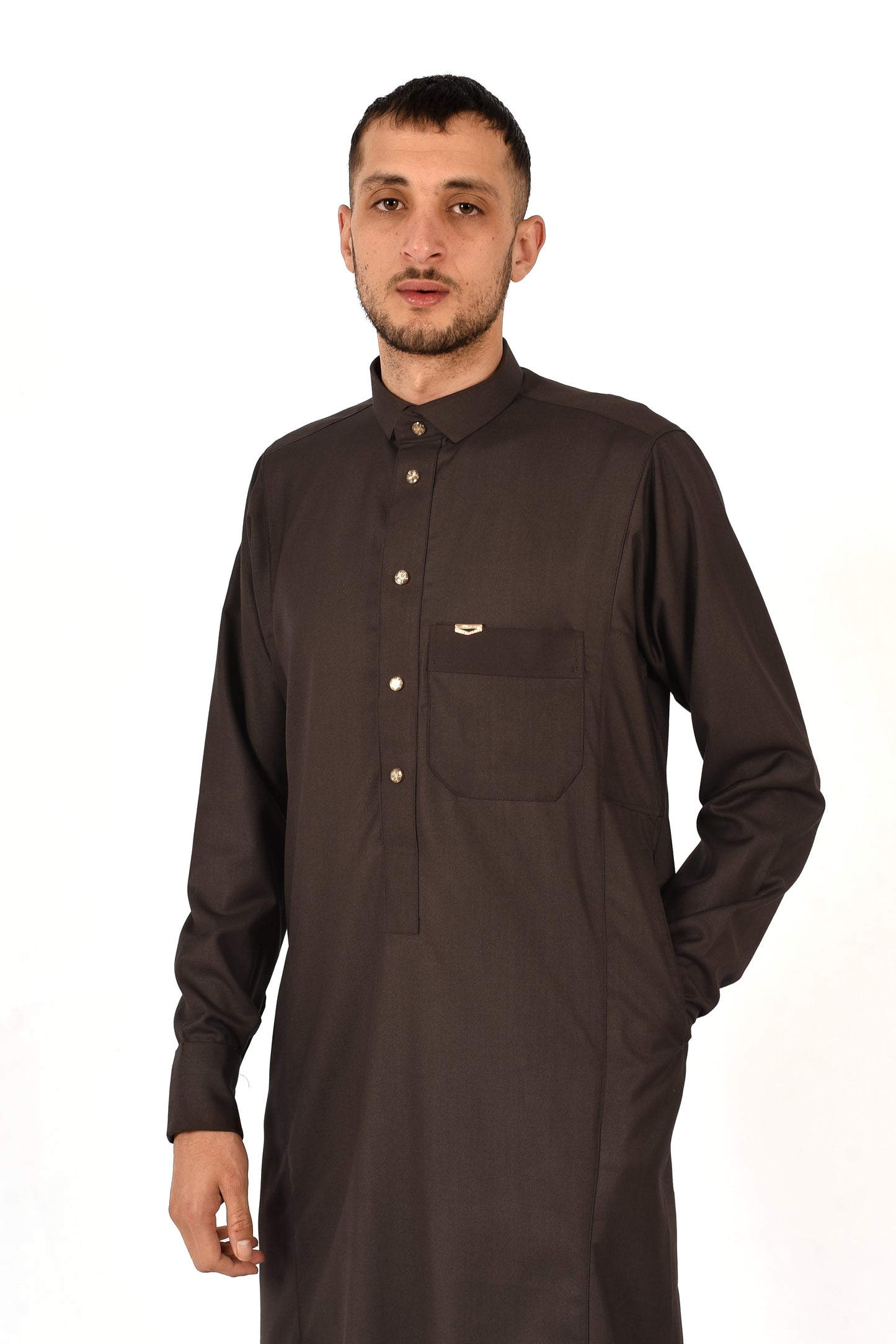 Al-resalah collar Atmosphere