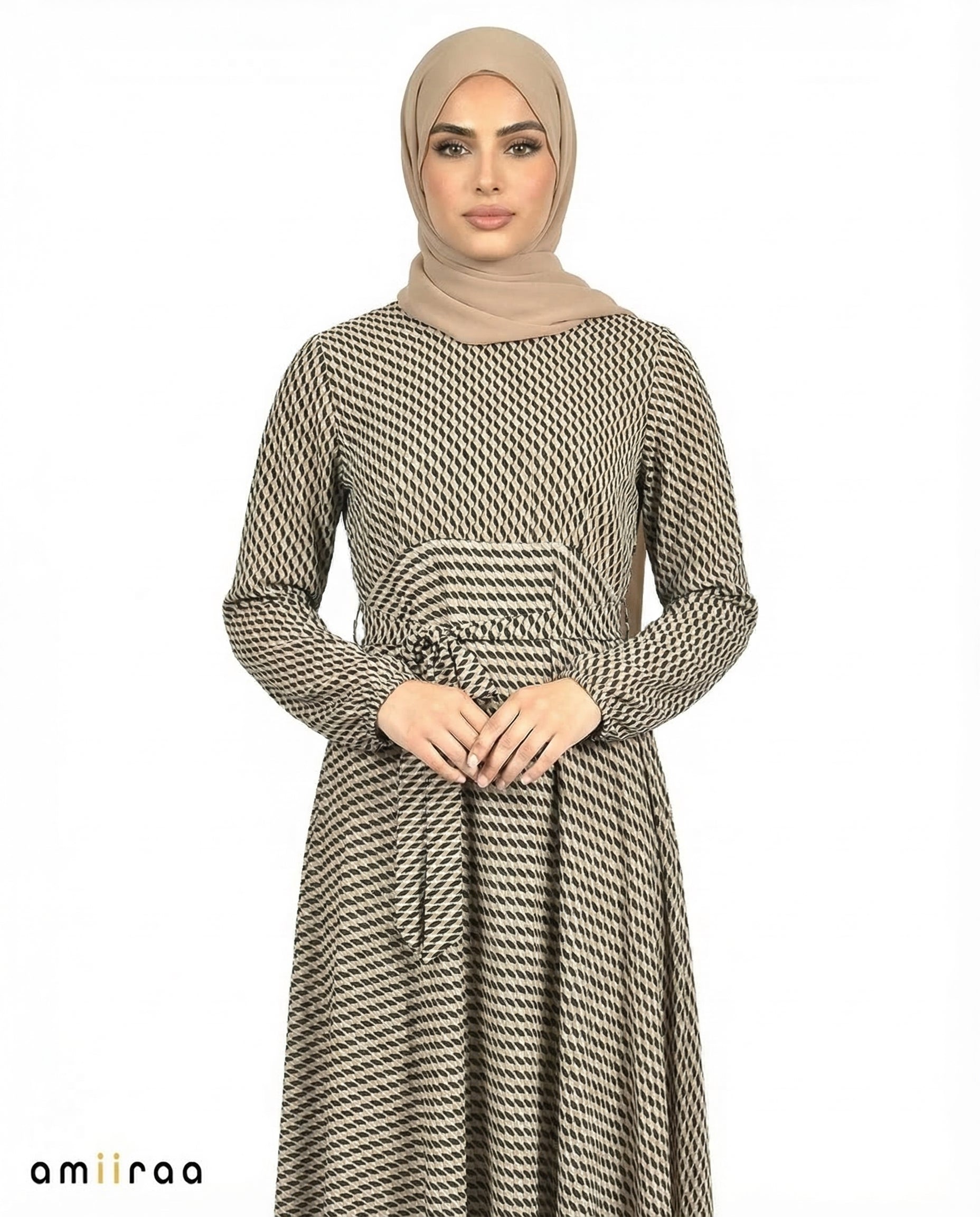 Timber Wolf Elegant Geo Print Tie-Waist Maxi Dress