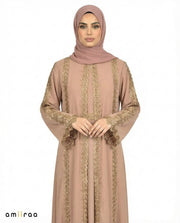Silver Sage Elegant Lace Panel Detailed Full-Length Abaya