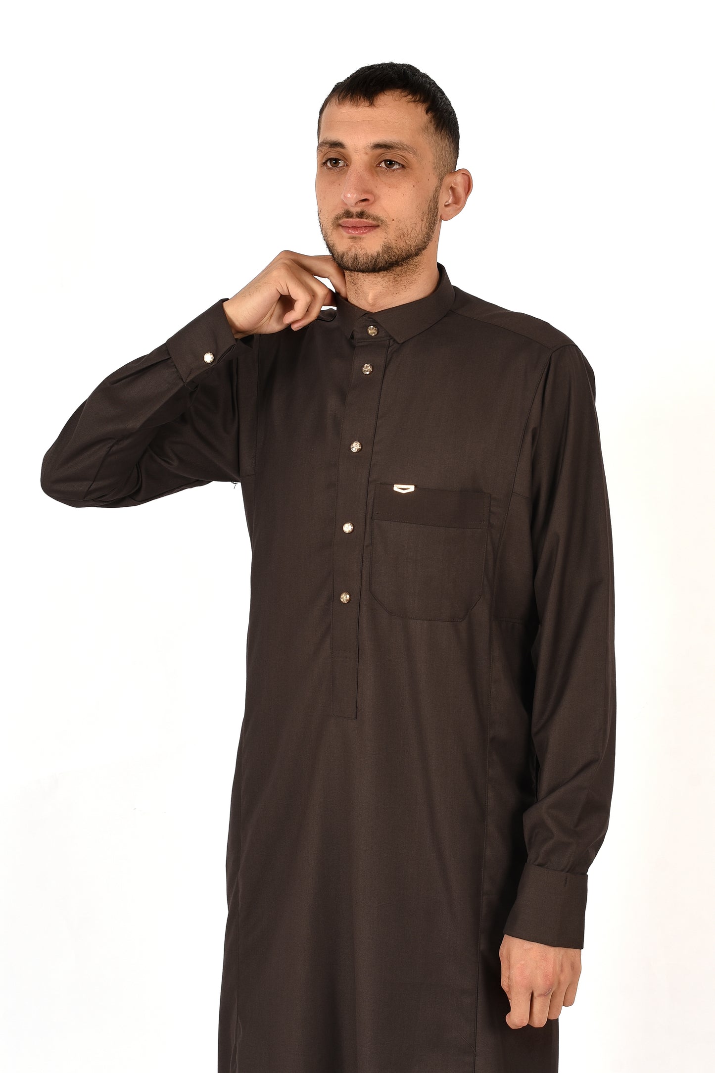 Al-resalah collar Atmosphere
