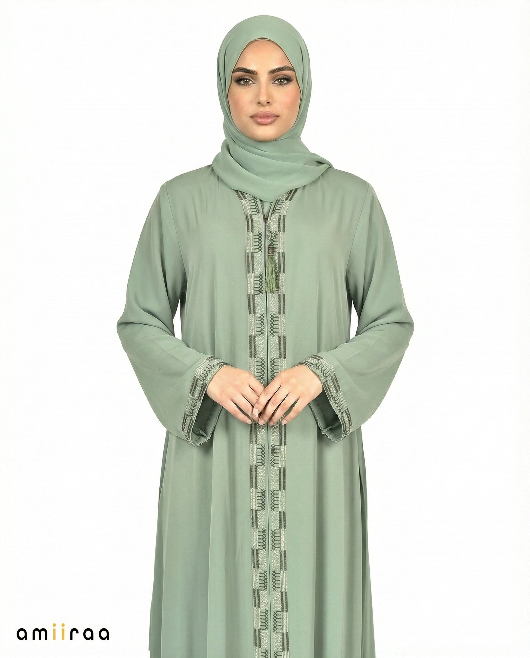 Dark Ivy Geometric Panel Tassel Abaya