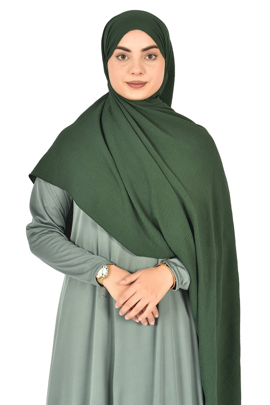 Elegant Green Abaya – Flowy Design & Subtle Charm (  ladies aline trilobal )