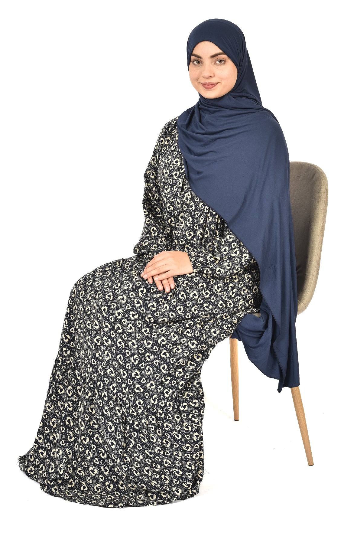 Black & White Floral Microprint Abaya – Elegance in the Details( guz dress )