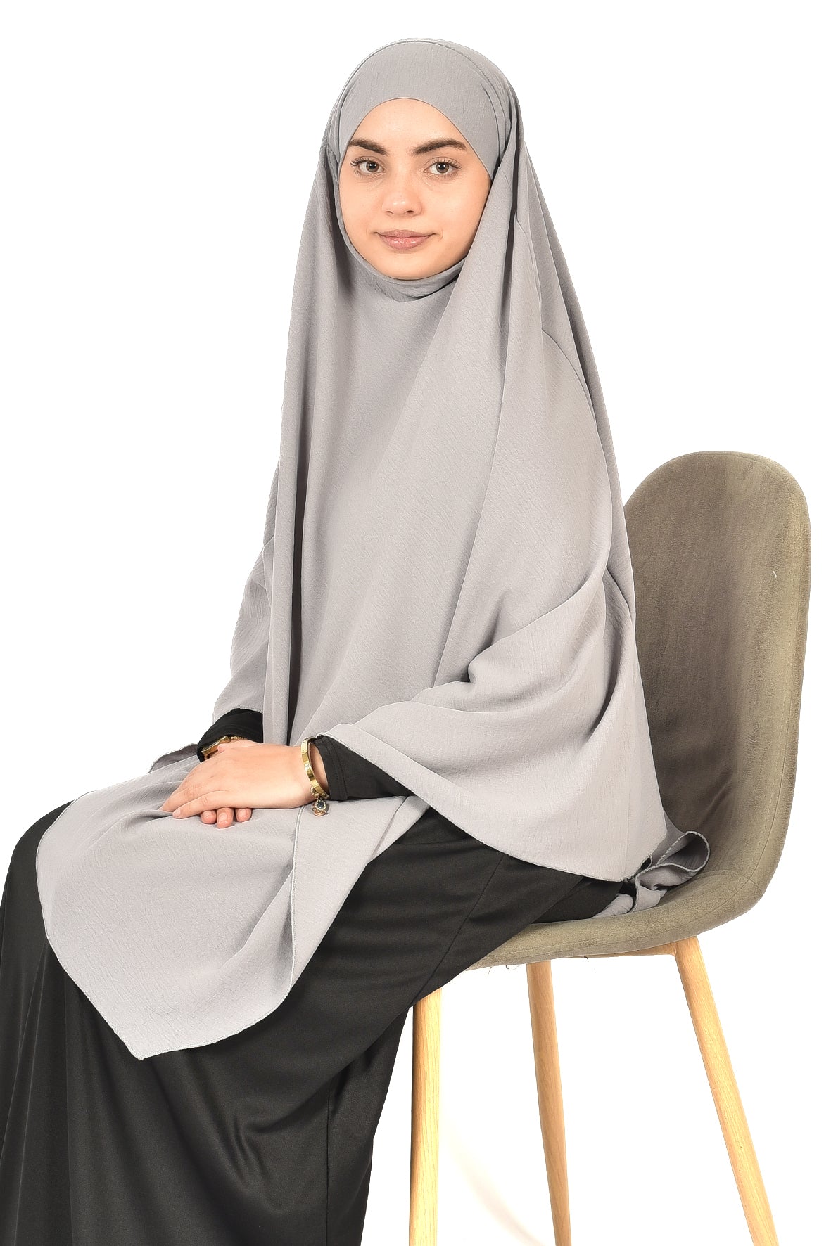 Elegant Women’s Khimar – Light Grey, Soft Crepe Fabric
