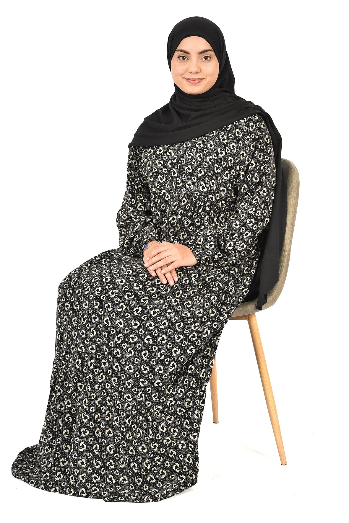 Printed Black Abaya with Elegant Loose Fit Design