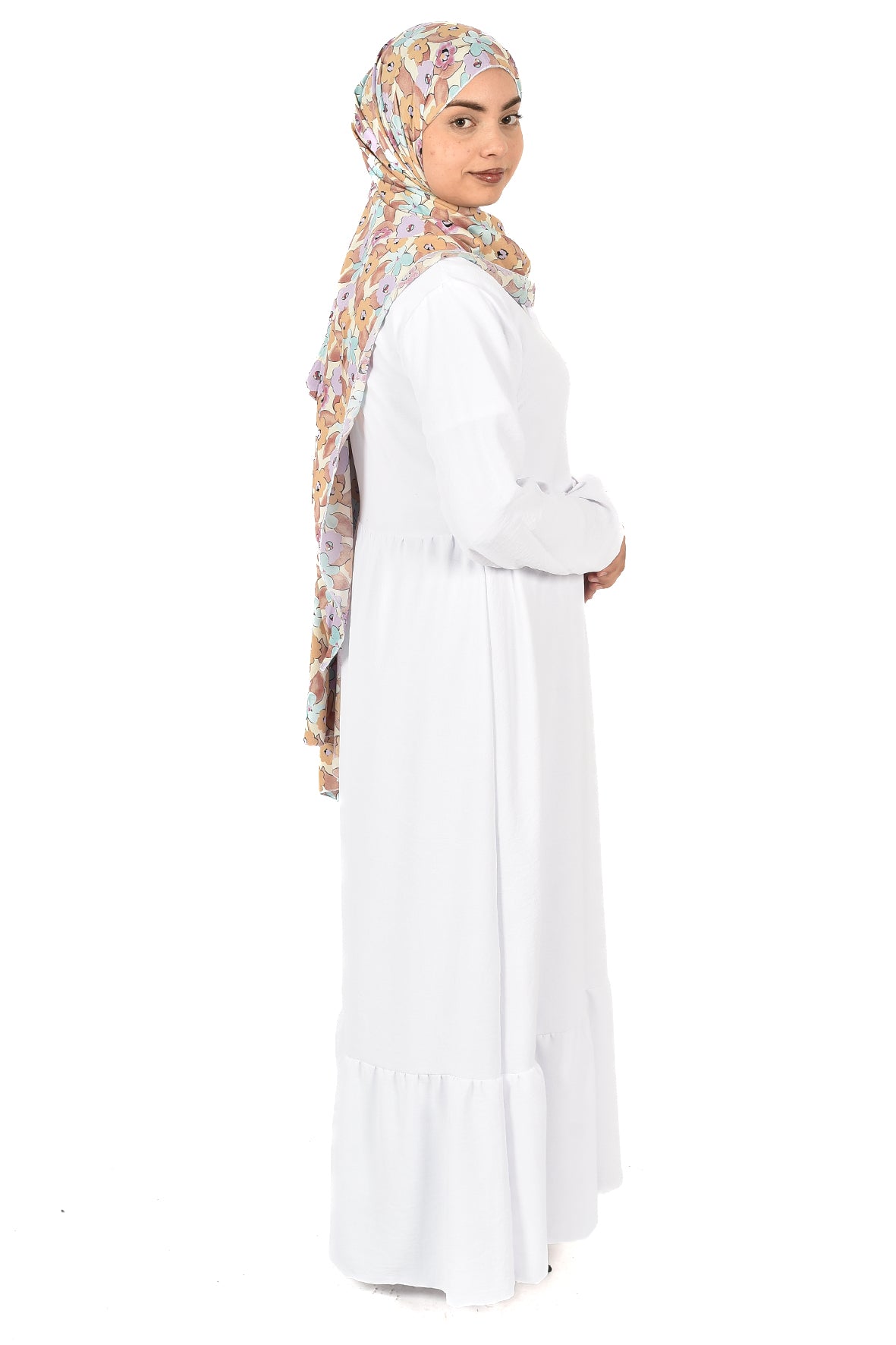 Elegant white Dress with Loose Fit and Comfortable Design