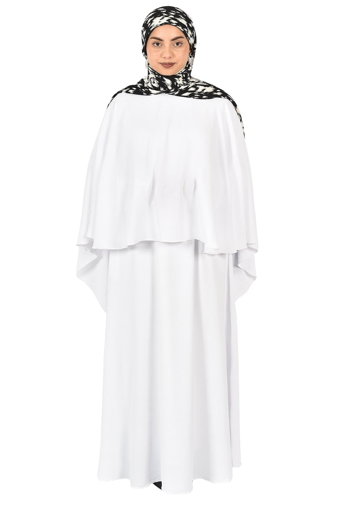 Elegant Two-Piece Loose-Fit Dress in Soft white with a Modern and Comfortable Design for Daily Wear and Special Occasions