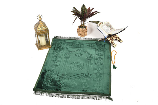 Luxury Velvet Padded Prayer Mat – Emerald Green – Large Size (musallahs)