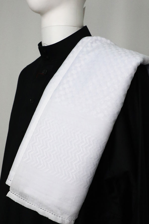 Men's white Scarves - amiiraa