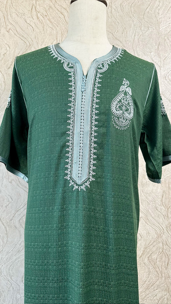 Al-Othaiman Embroidered Shorts Sleeve Thobe - Amiiraa