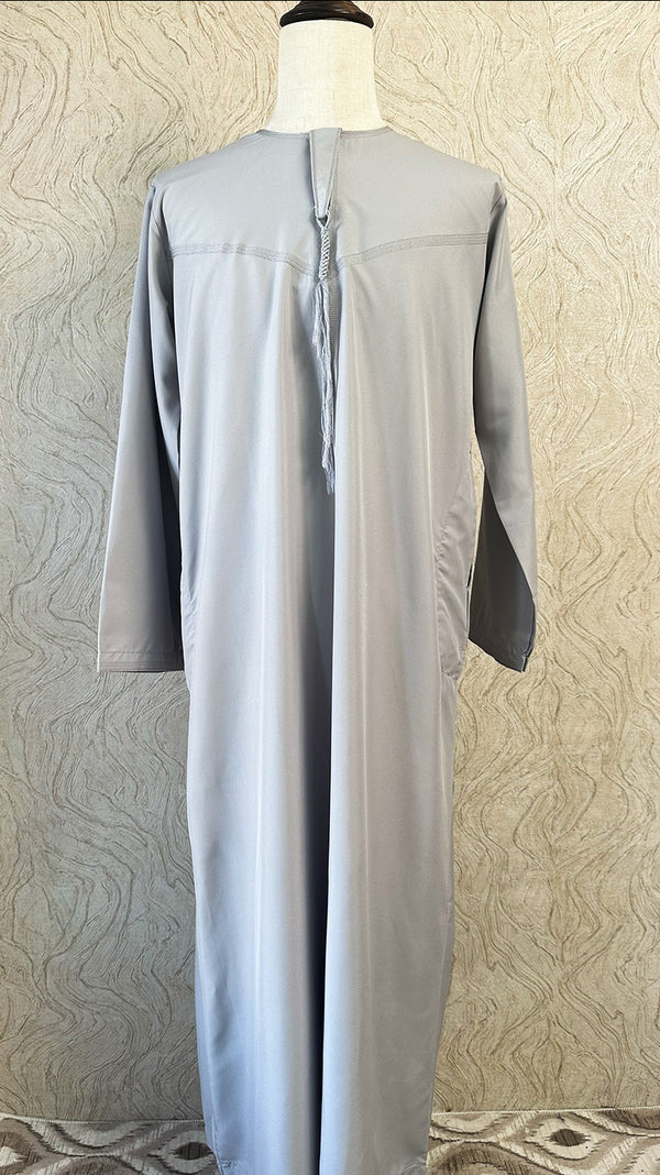 Long Sleeve Thobe - Al-Othaiman Tassel - Amiiraa