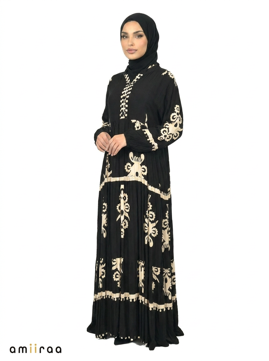 Tap Shoe & Cream Ethnic Pattern Printed Maxi Dress